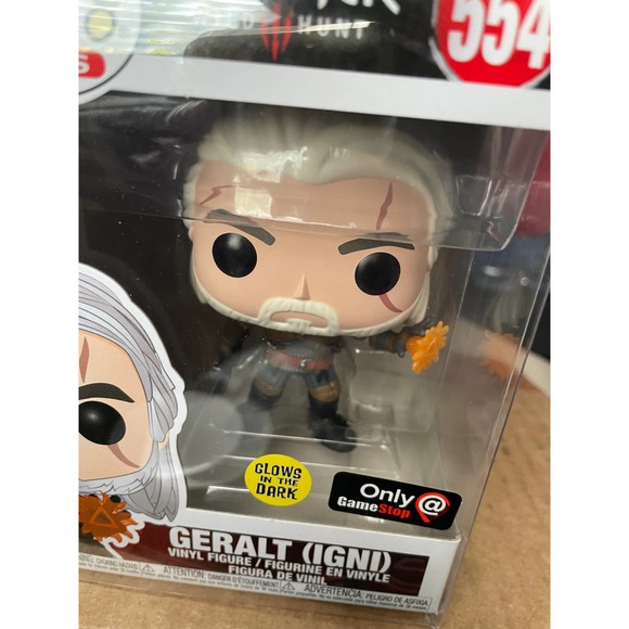 Funko Pop! The Witcher (Wild Hunt): Geralt (GITD) - Picture 2 of 14